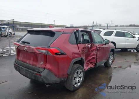 2021 Toyota Rav4 Le z USA, uszkodzony, nr VIN 2T3G1RFV9MW239891